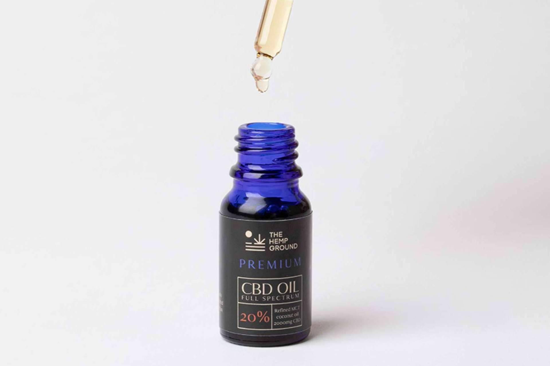 Tratar la migraña con aceites de CBD de The Hemp Ground